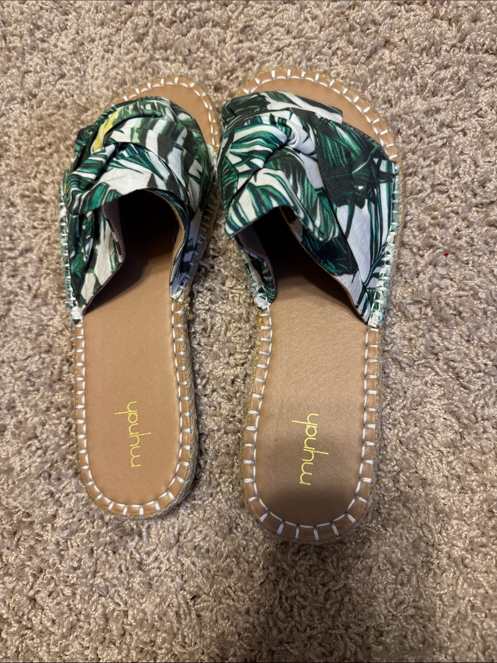 Mynah Tropical Green Leaf-Print Knotted Slides Wns Sz 9, new